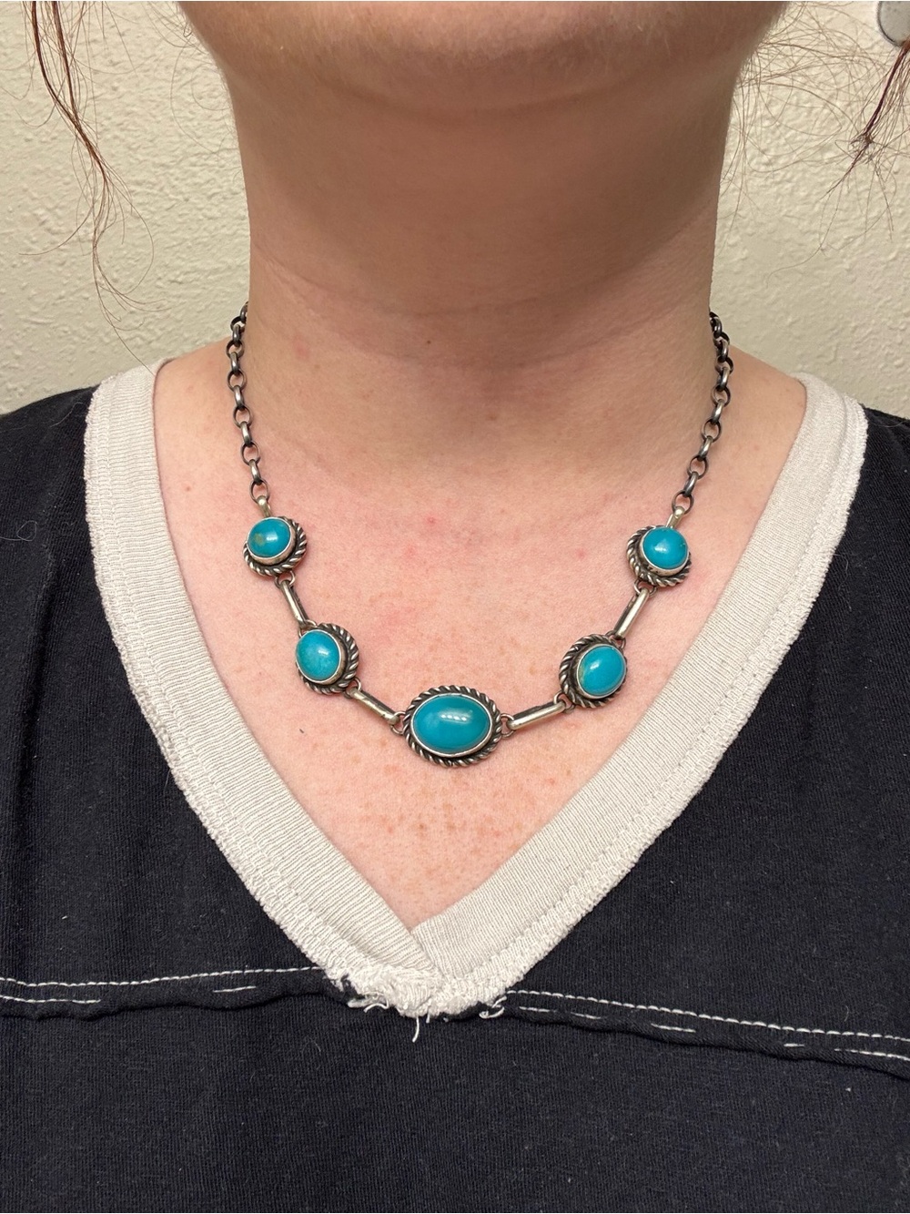 Navajo made kingman turquoise choker 5-stone necklace